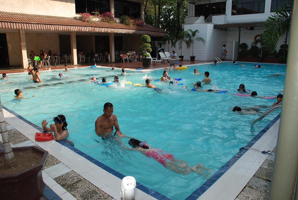 Hotel Sandjaja باليمبانغْ المظهر الخارجي الصورة