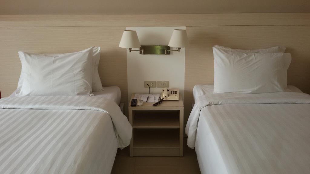 Hotel Sandjaja باليمبانغْ المظهر الخارجي الصورة